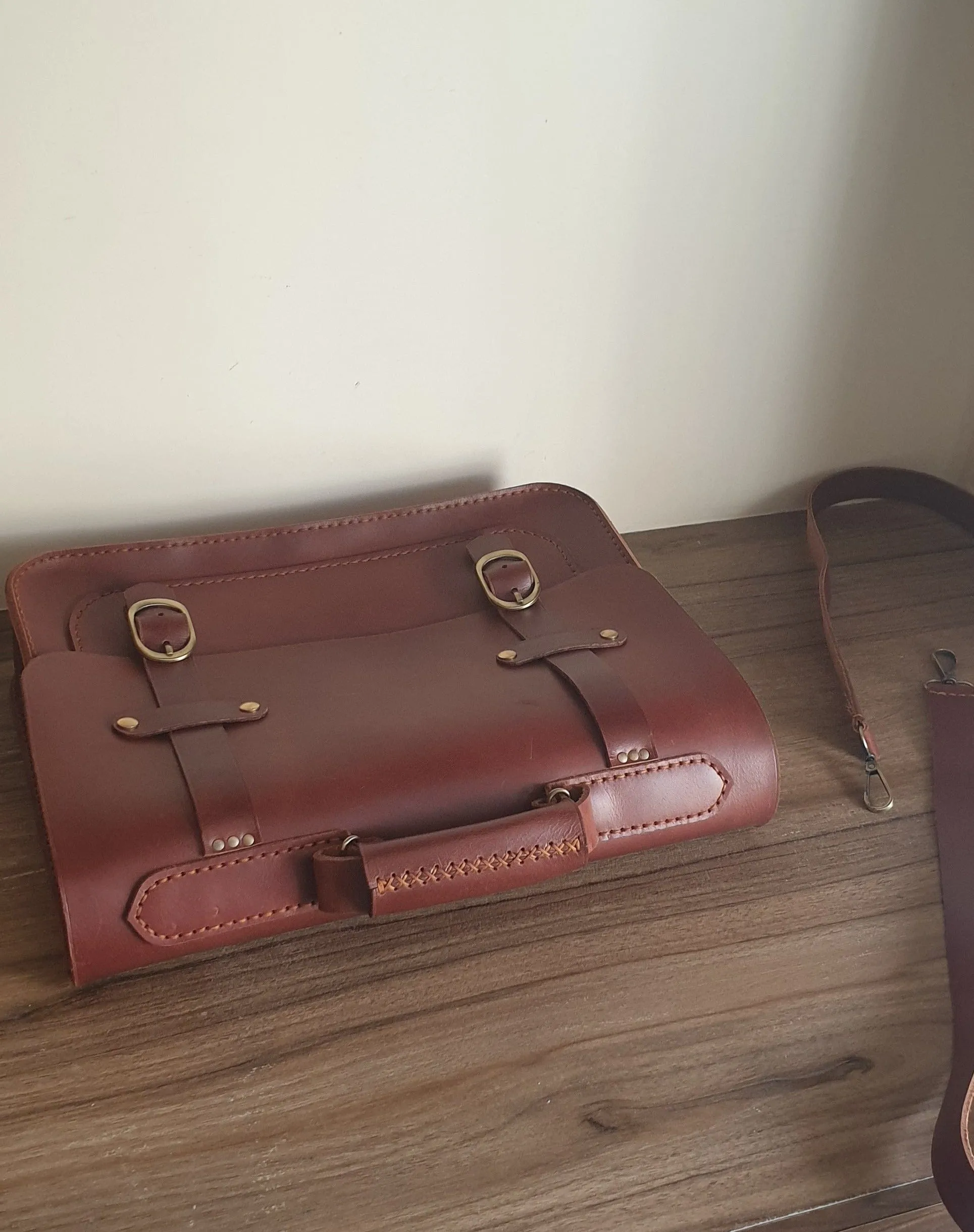 Handmade fullgrain leather briefcase