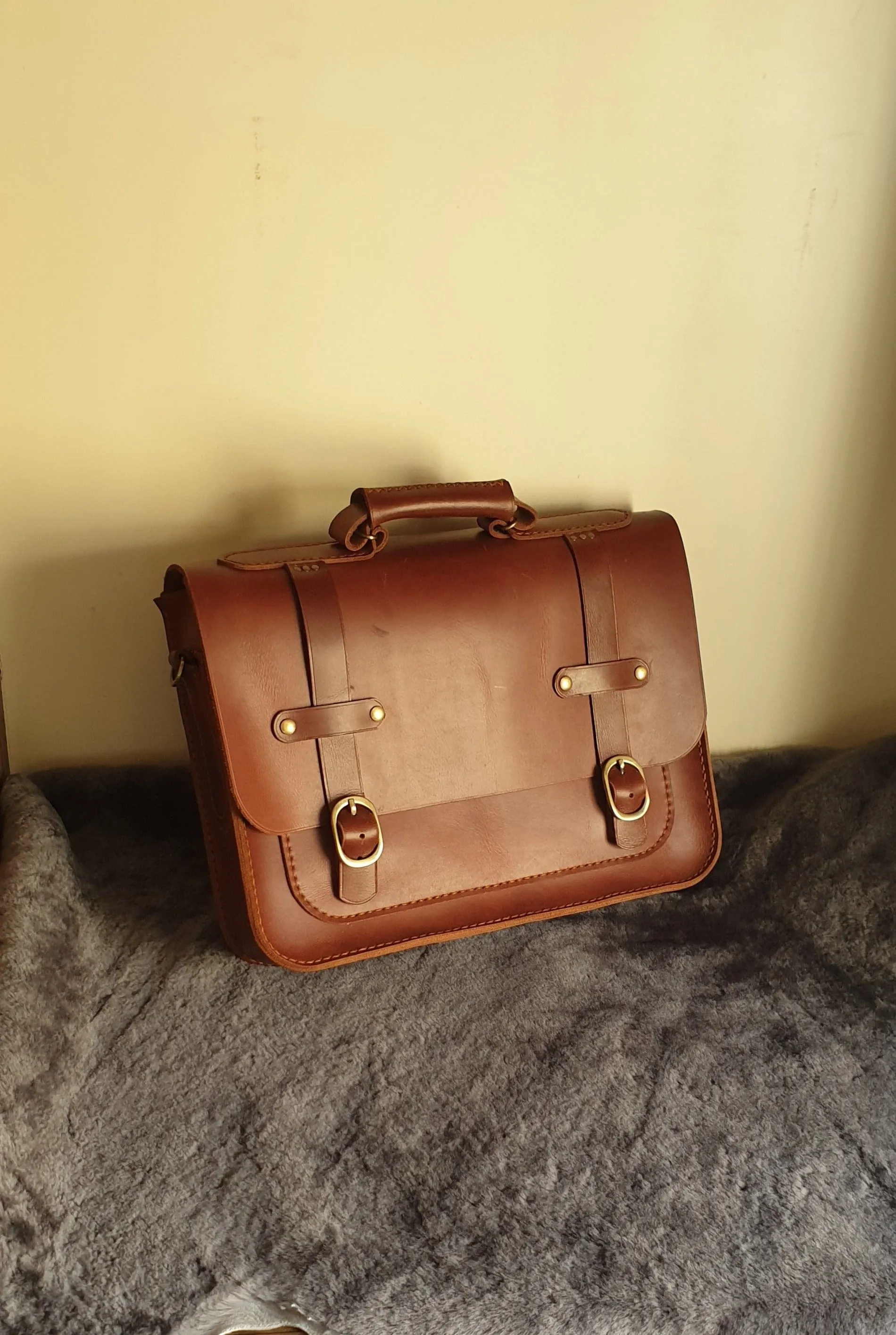 Handmade fullgrain leather briefcase