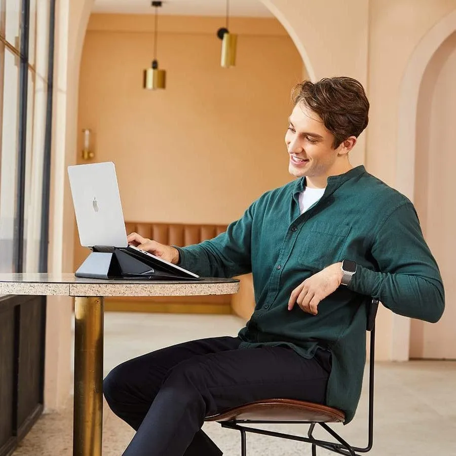 MOFT Carry Sleeve: Invisible Stand & Storage Featured