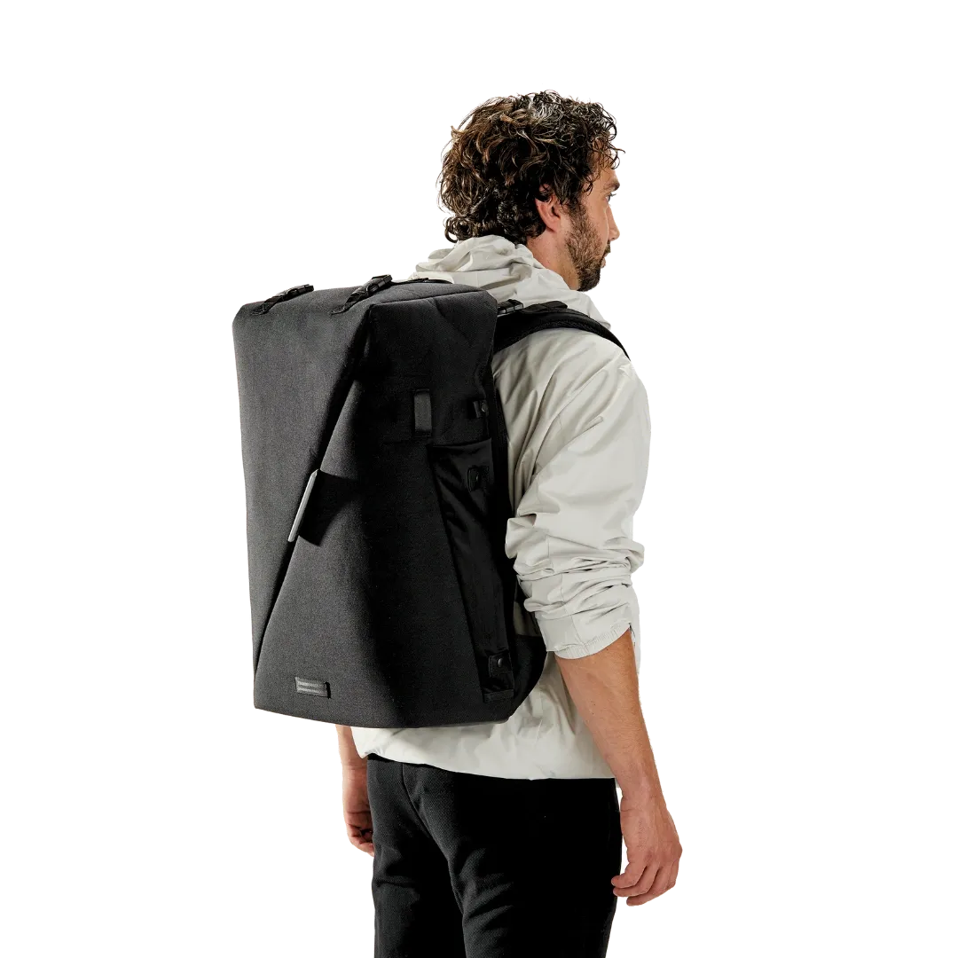 RiutBag X35.2 Global Travel Laptop Backpack | Secure 37.5L Capacity
