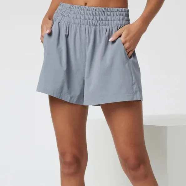 Villa Short