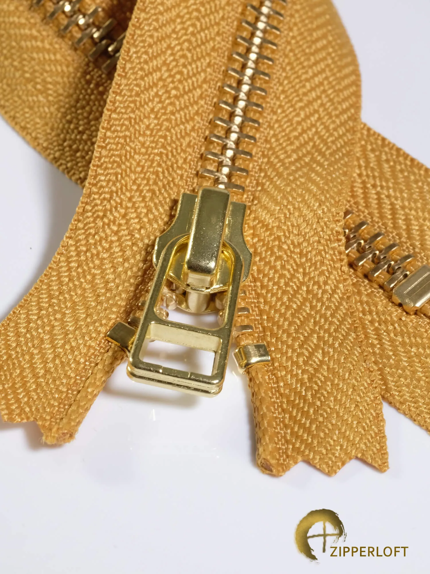 YKK #5 Golden Brass (5-16" / 12.7-40.7cm) - 087 Dijon Mustard
